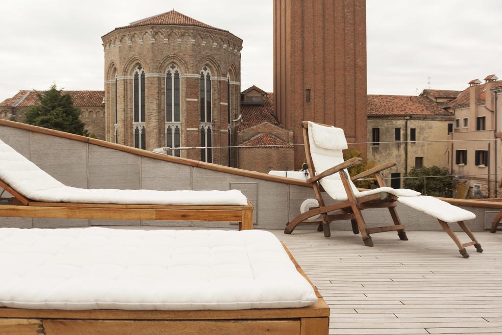 Yacht Bert Venezia Botel Venice