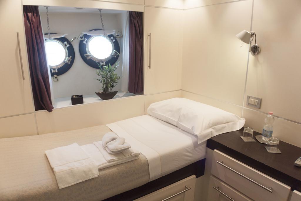 Botel Yacht Bert Venezia 5*