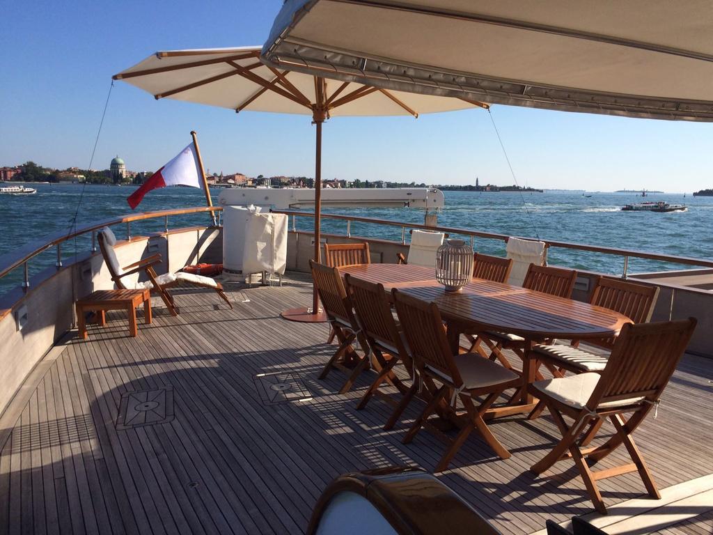 Yacht Bert Venezia Botel 5*