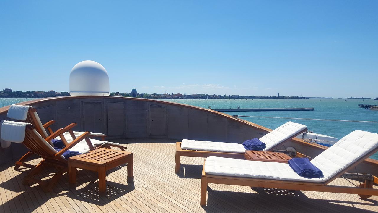 Yacht Bert Venezia Botel 5*