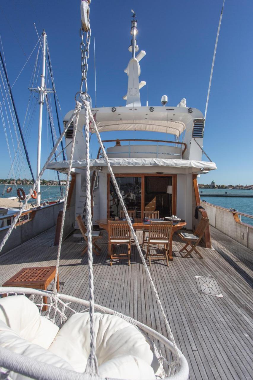 Yacht Bert Venezia 5* Venezia